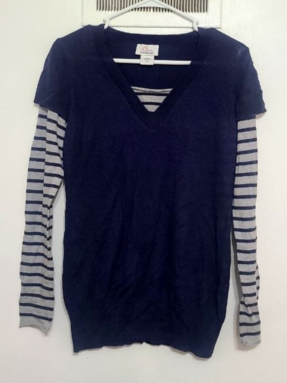 Long‑Sleeve Layered Sweatshirt